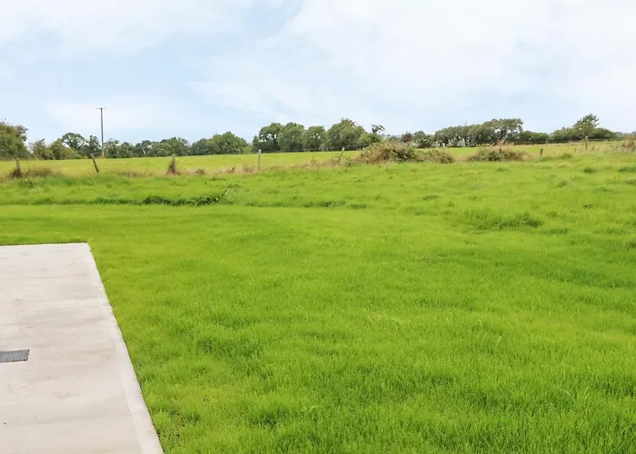 Hébergement de vacances Dirreen House *