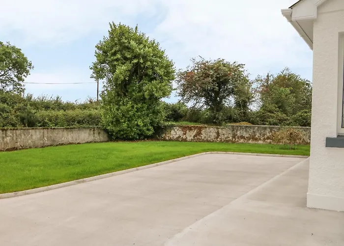 Hébergement de vacances Dirreen House *